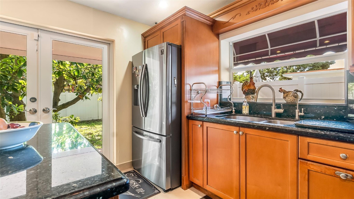 1032 NE 4th Hallandale Beach, FL 33009