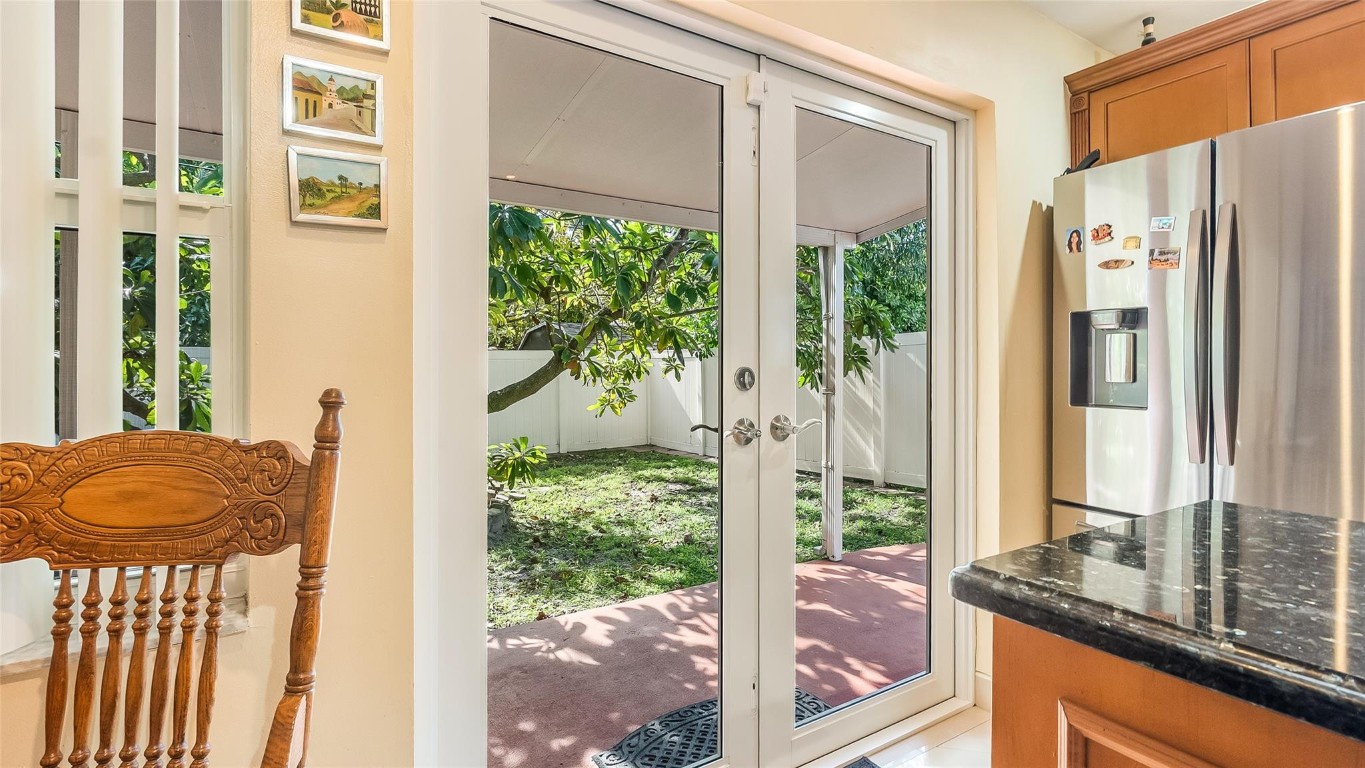 1032 NE 4th Hallandale Beach, FL 33009