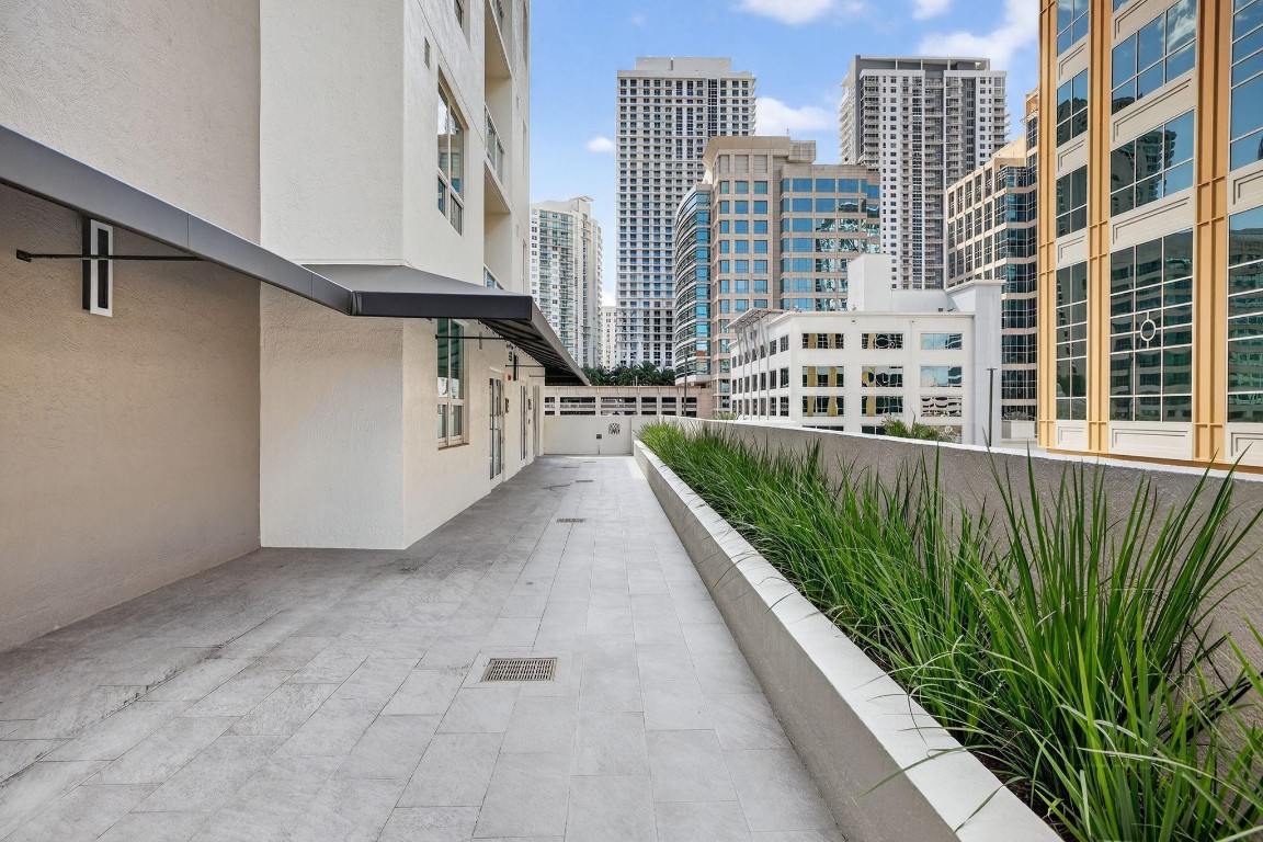 350 SE 2nd #640 Fort Lauderdale, FL 33301