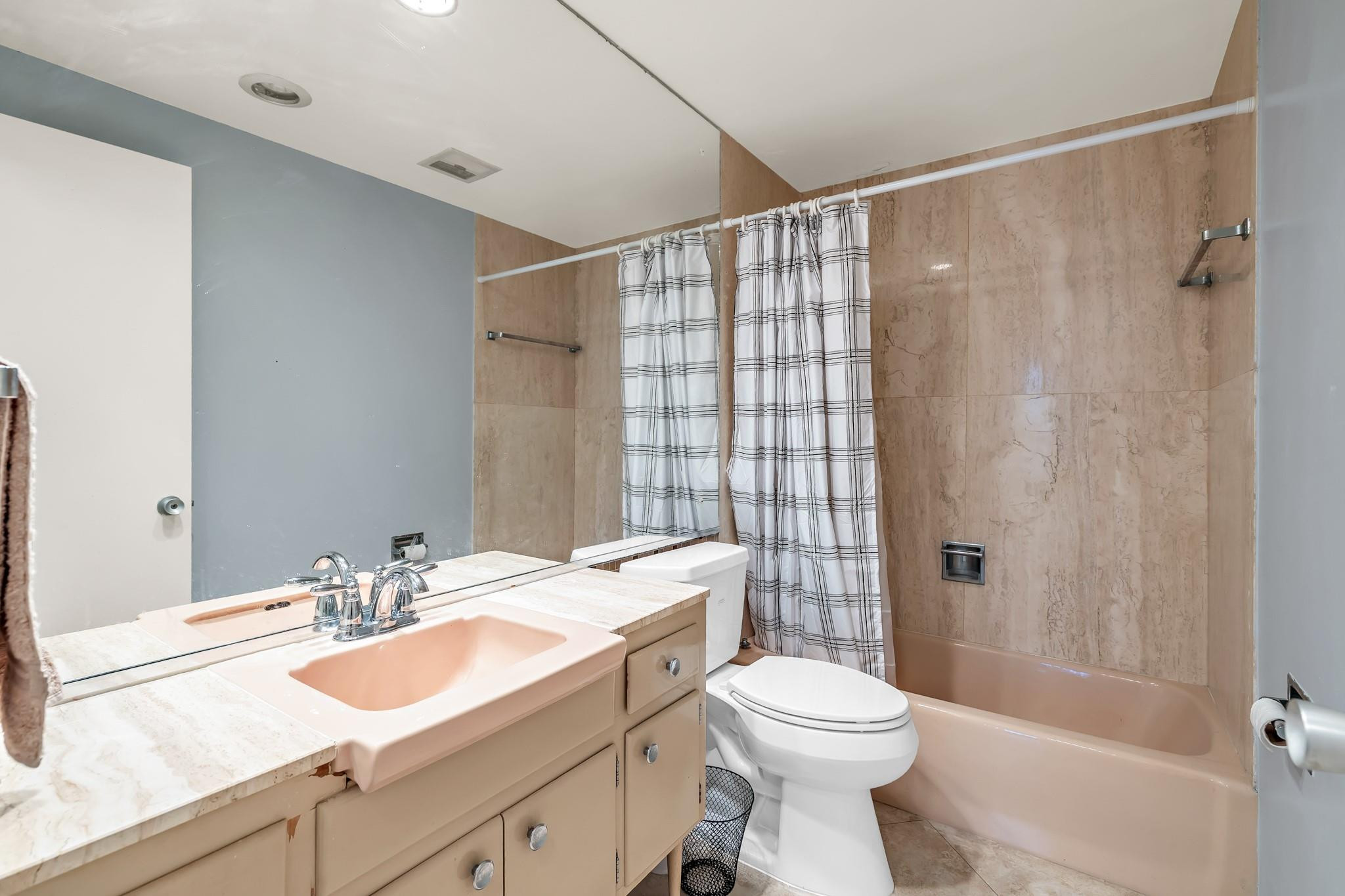 3300 NE 36th #1110 Fort Lauderdale, FL 33308