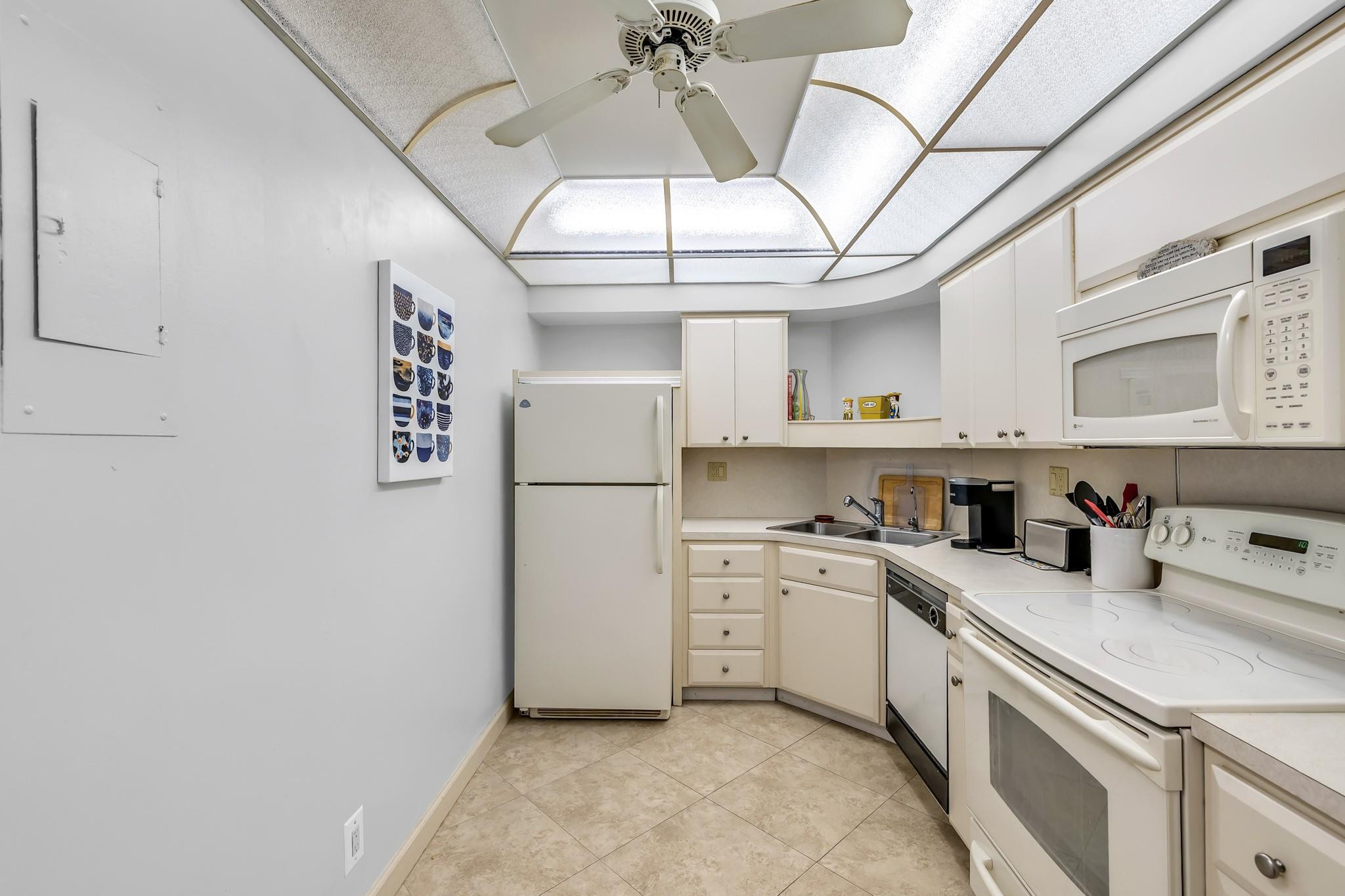 3300 NE 36th #1110 Fort Lauderdale, FL 33308