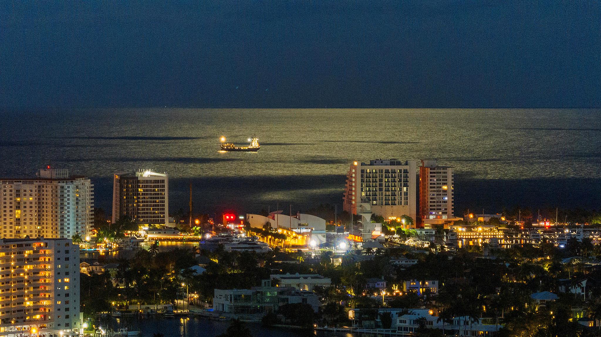image Paramount Ft Lauderdale C102
