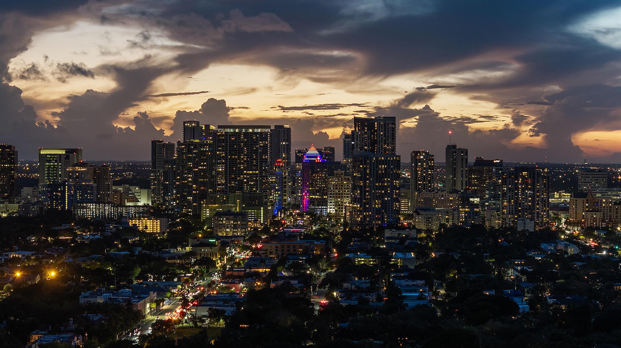 image Paramount Ft Lauderdale C90