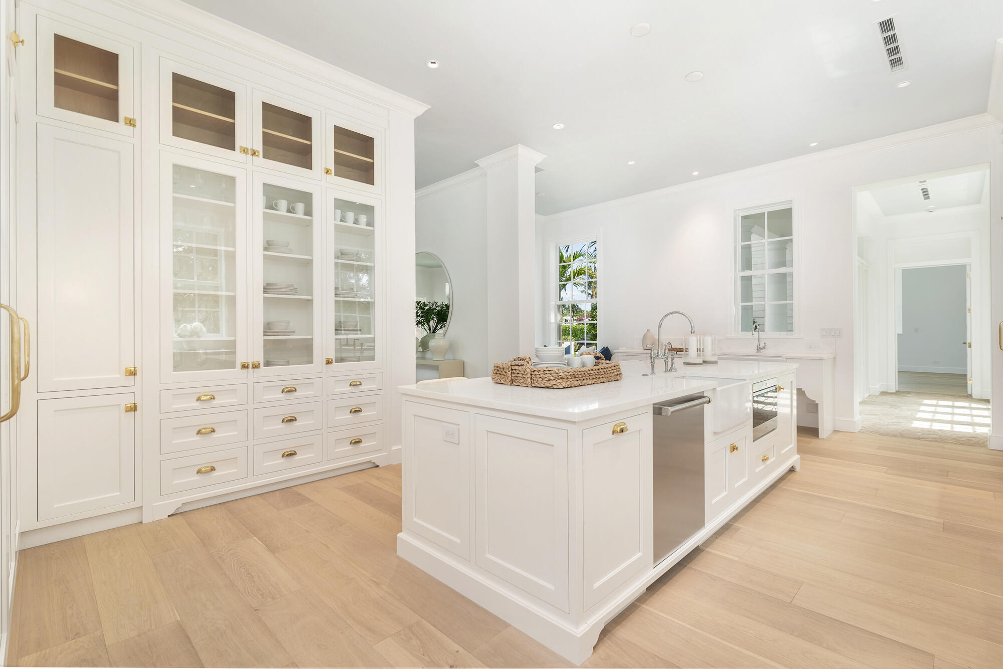 205 Gray West Palm Beach, FL 33405
