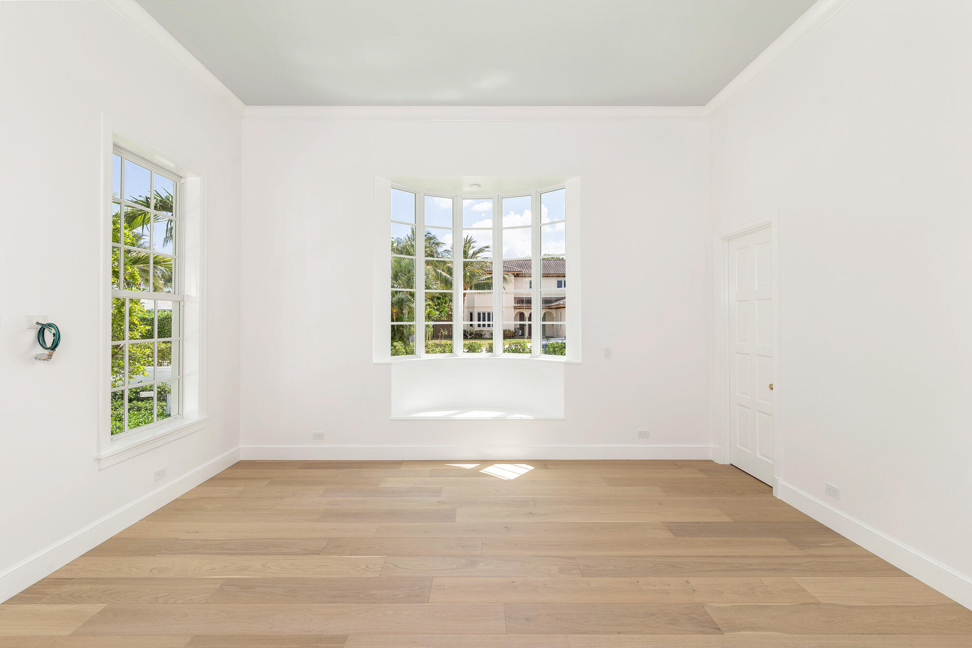 205 Gray West Palm Beach, FL 33405