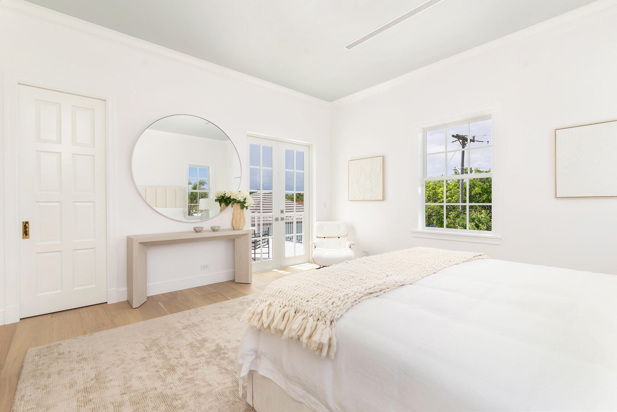 205 Gray West Palm Beach, FL 33405