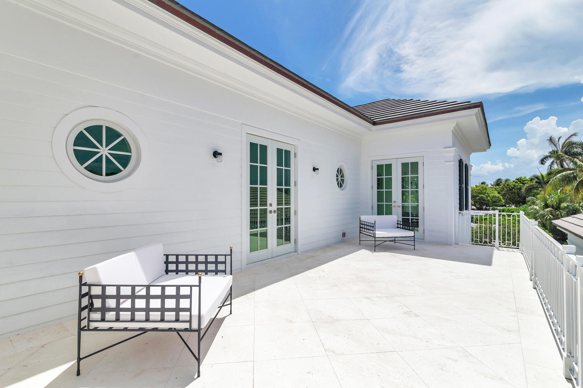 205 Gray West Palm Beach, FL 33405