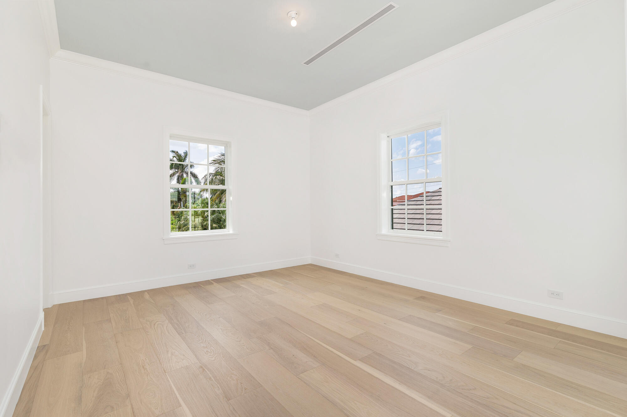 205 Gray West Palm Beach, FL 33405