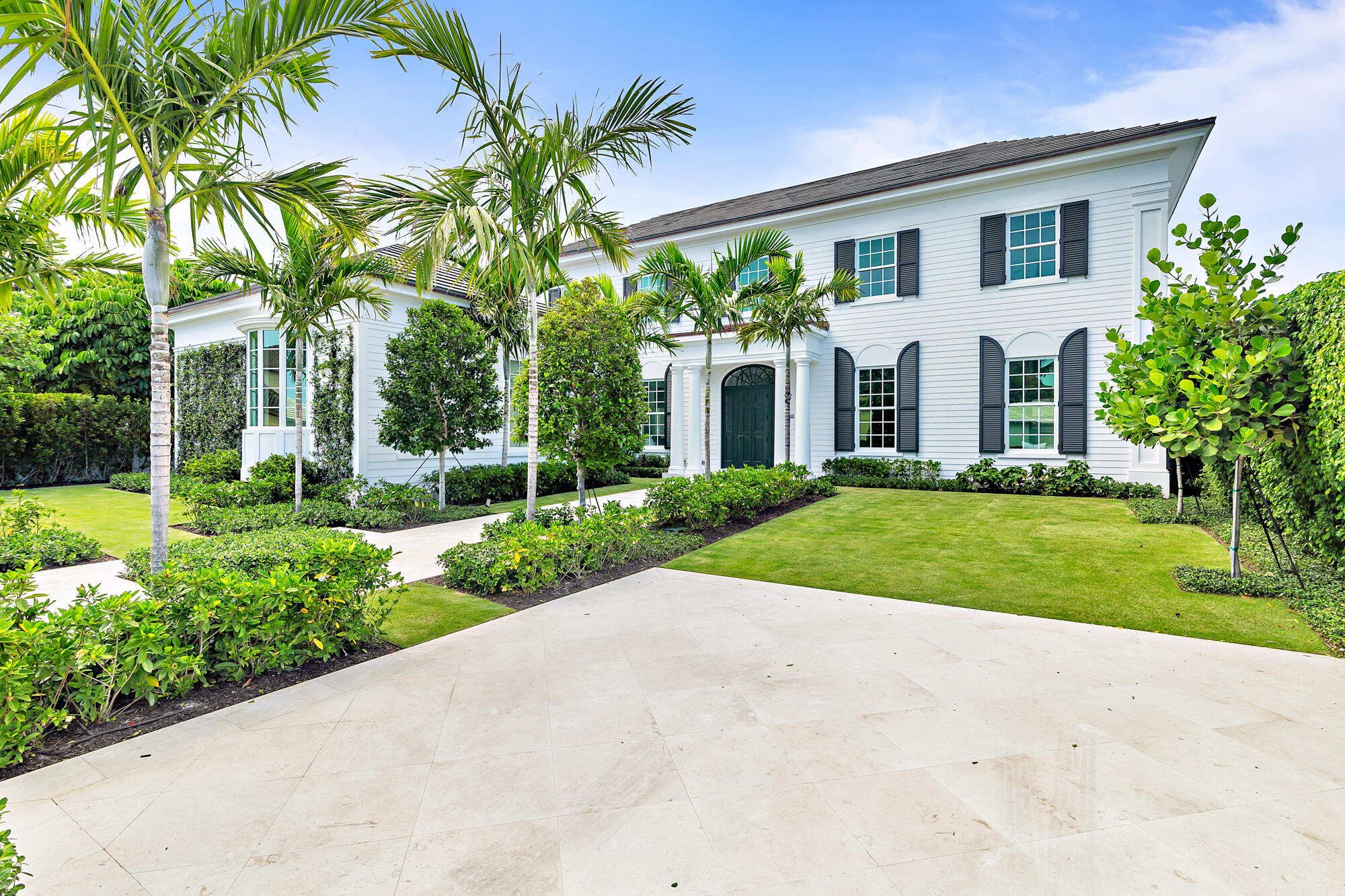 205 Gray West Palm Beach, FL 33405