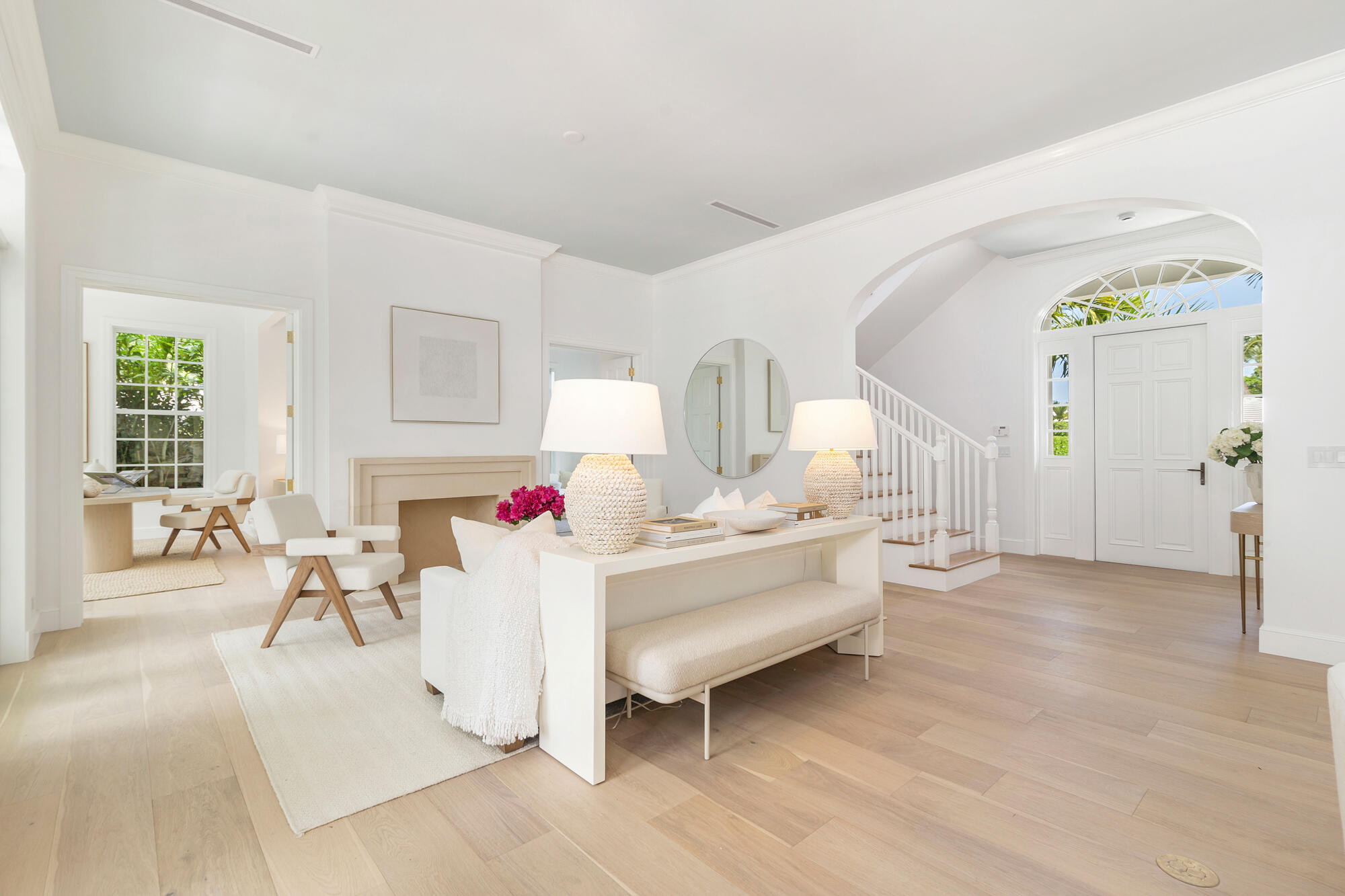 205 Gray West Palm Beach, FL 33405