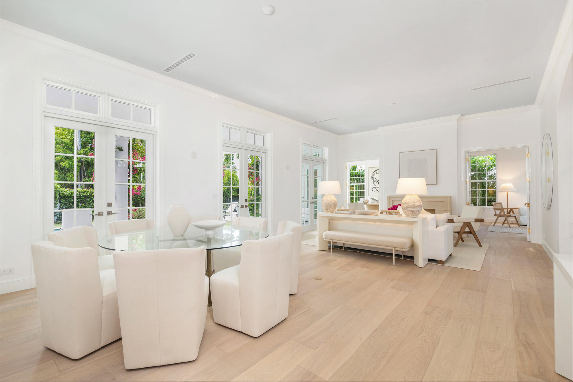 205 Gray West Palm Beach, FL 33405