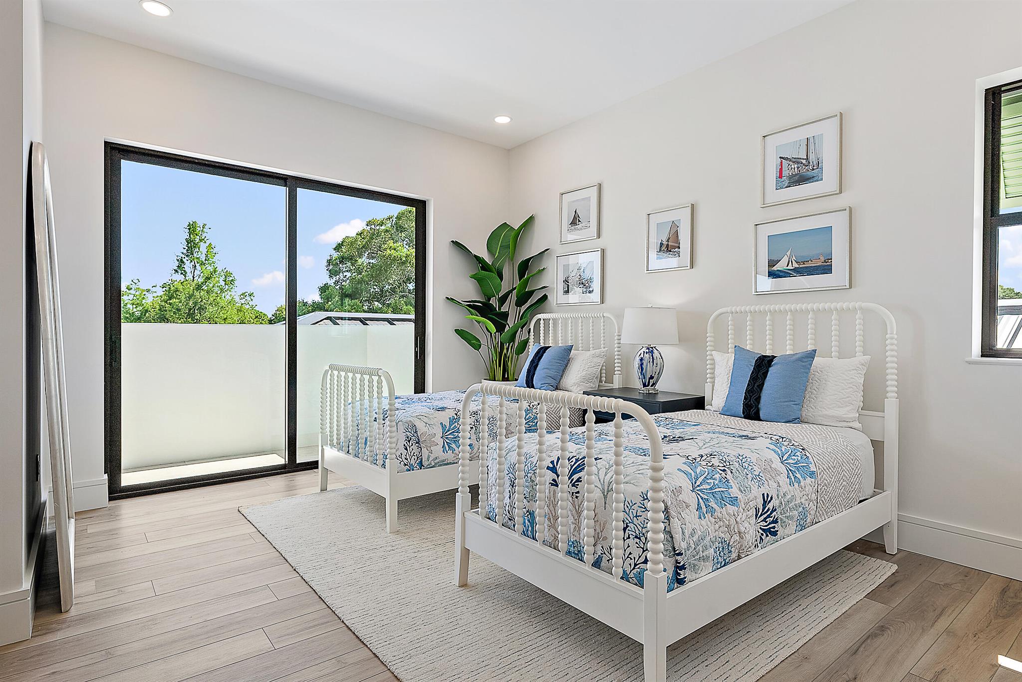 325 Fairway Tequesta, FL 33469