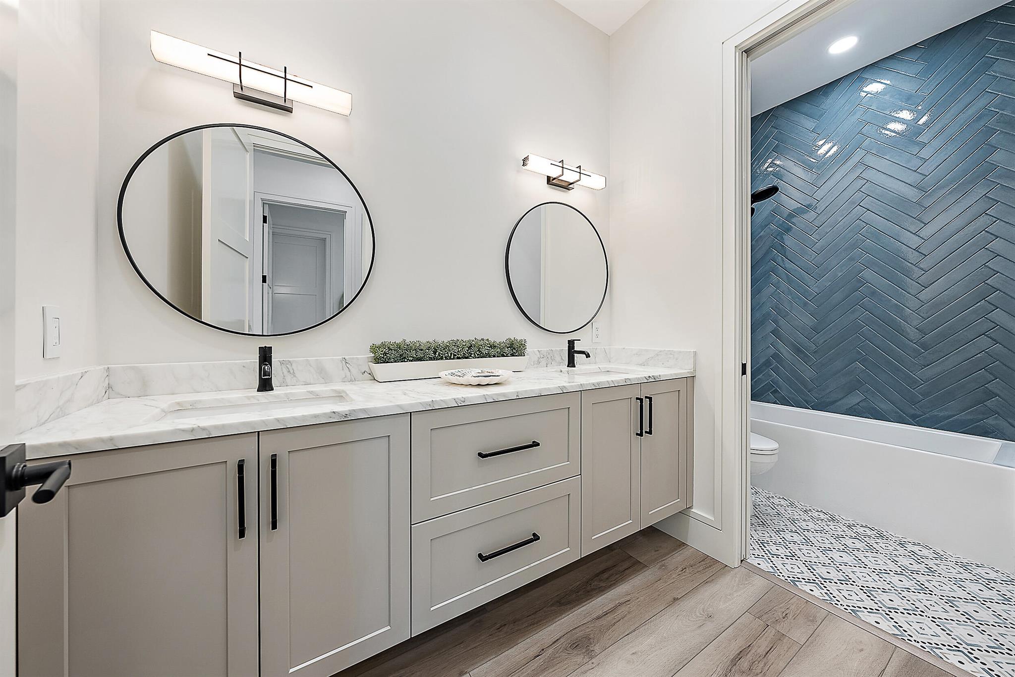 325 Fairway Tequesta, FL 33469