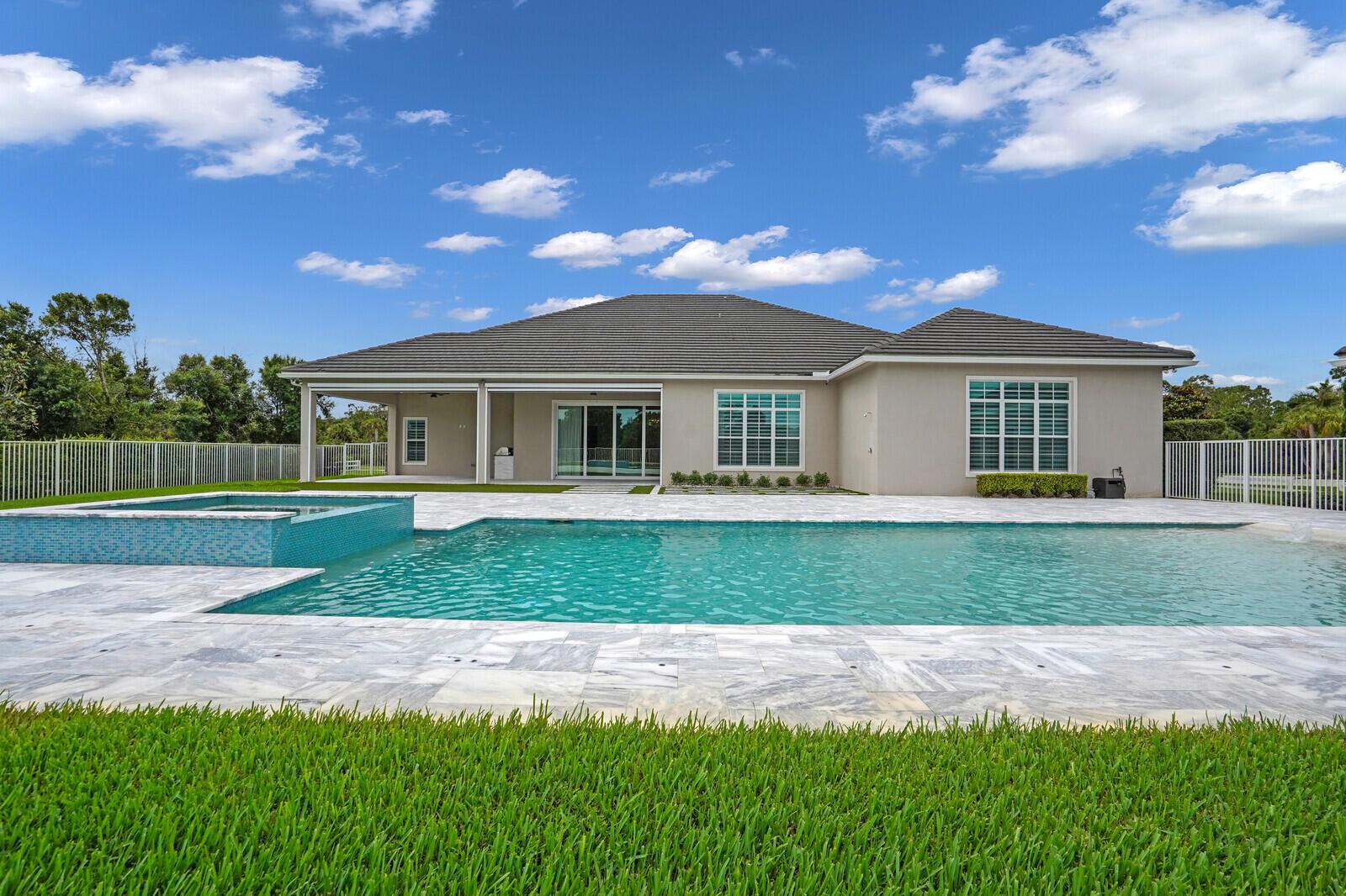 10032 Calabrese Trl Jupiter, FL 33478