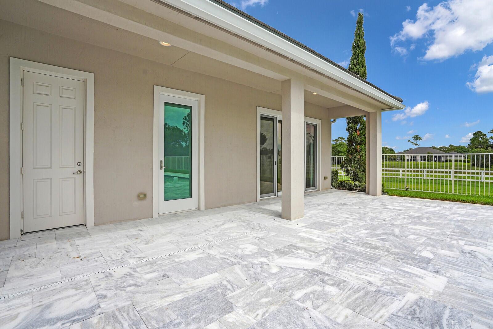 10032 Calabrese Trl Jupiter, FL 33478