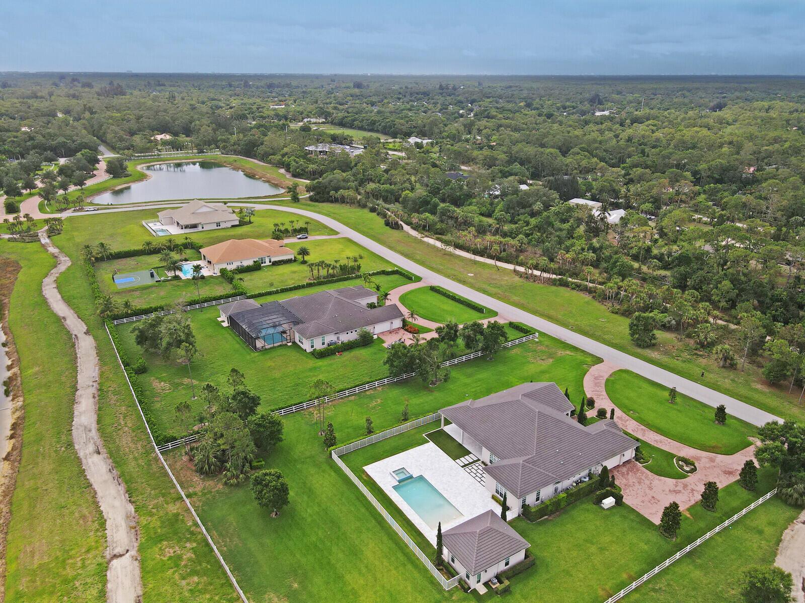 10032 Calabrese Trl Jupiter, FL 33478