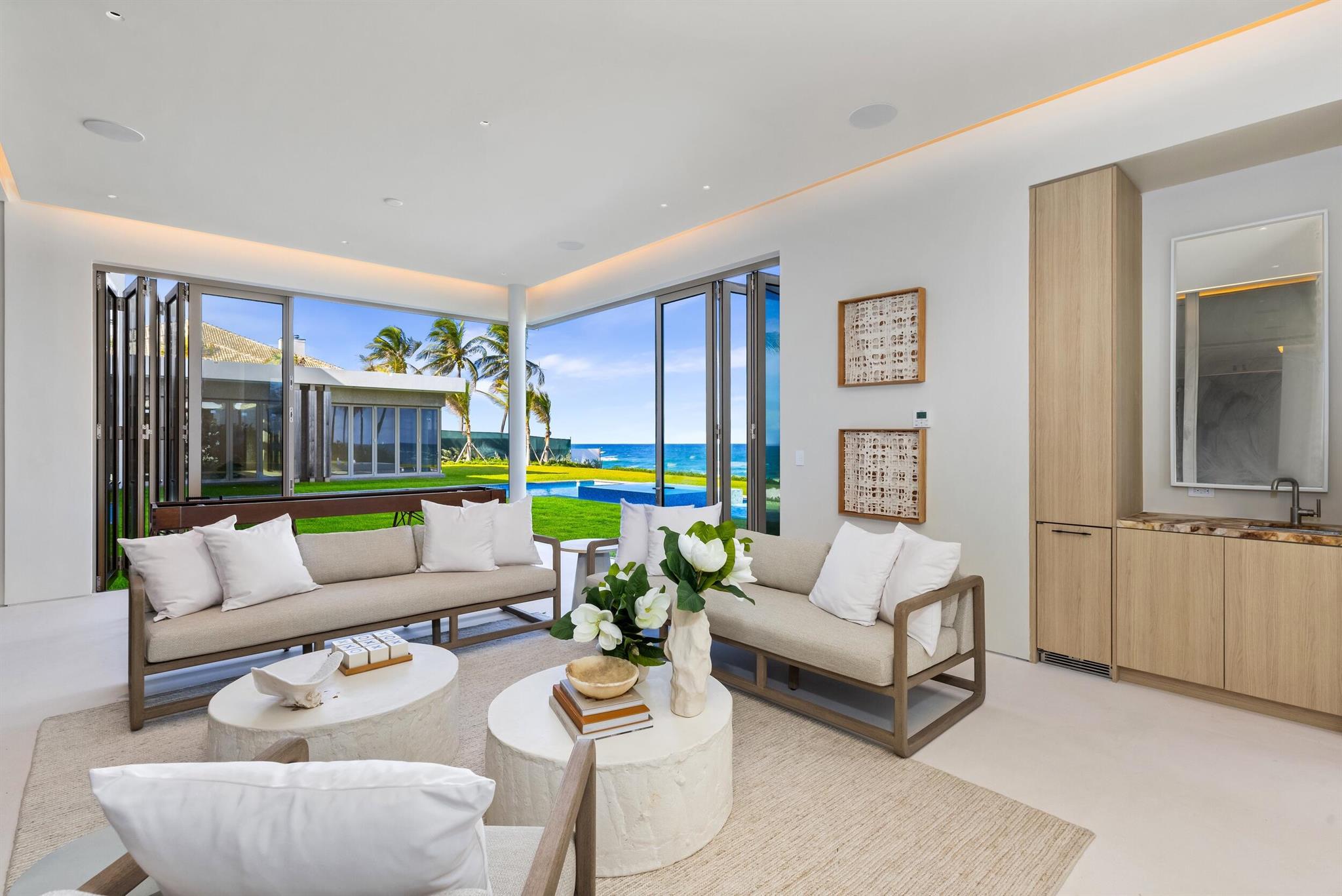 1460 S Ocean Blvd Manalapan, FL 33462 1460 S Ocean Blvd Manalapan, FL 33462