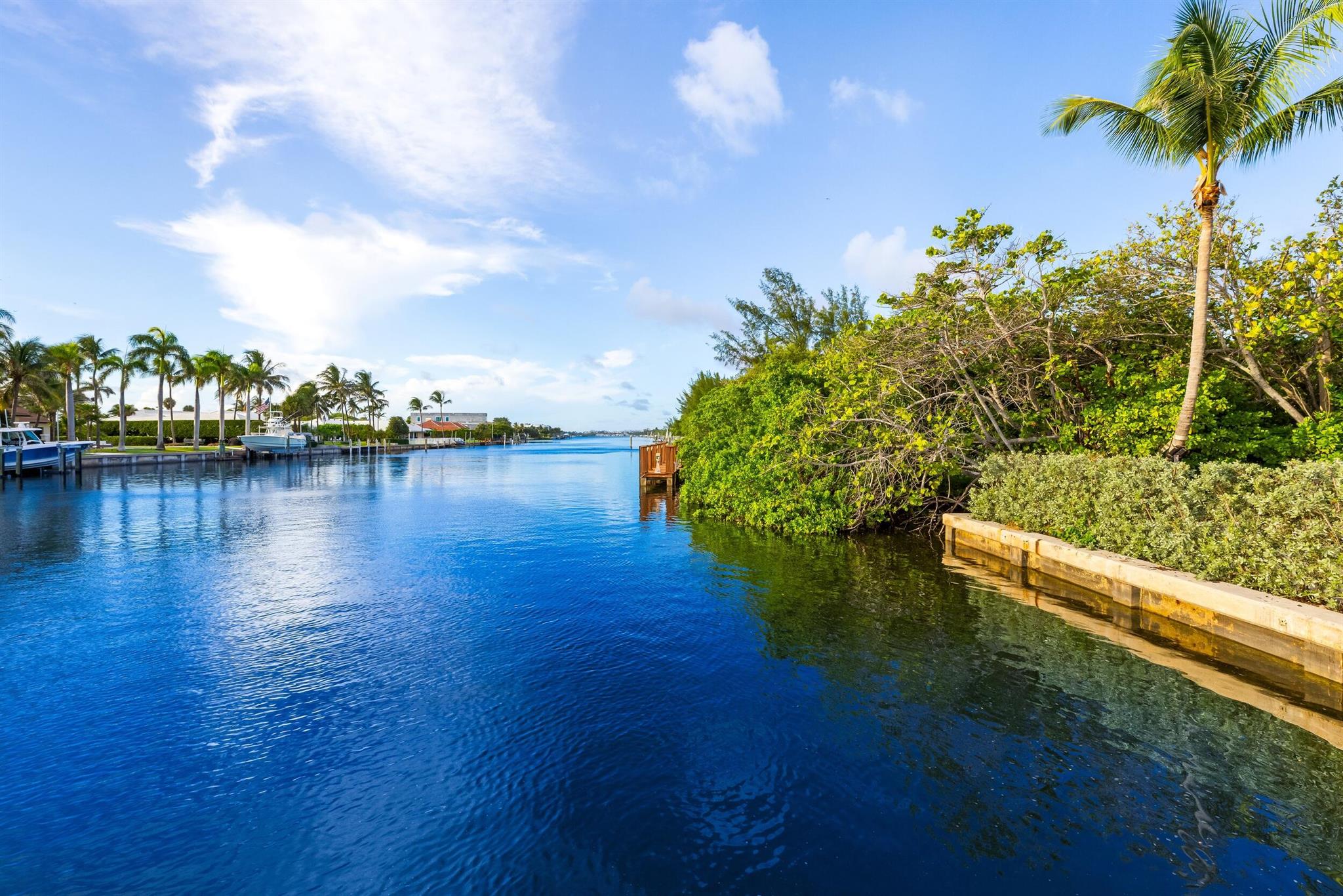 1460 S Ocean Blvd Manalapan, FL 33462 1460 S Ocean Blvd Manalapan, FL 33462