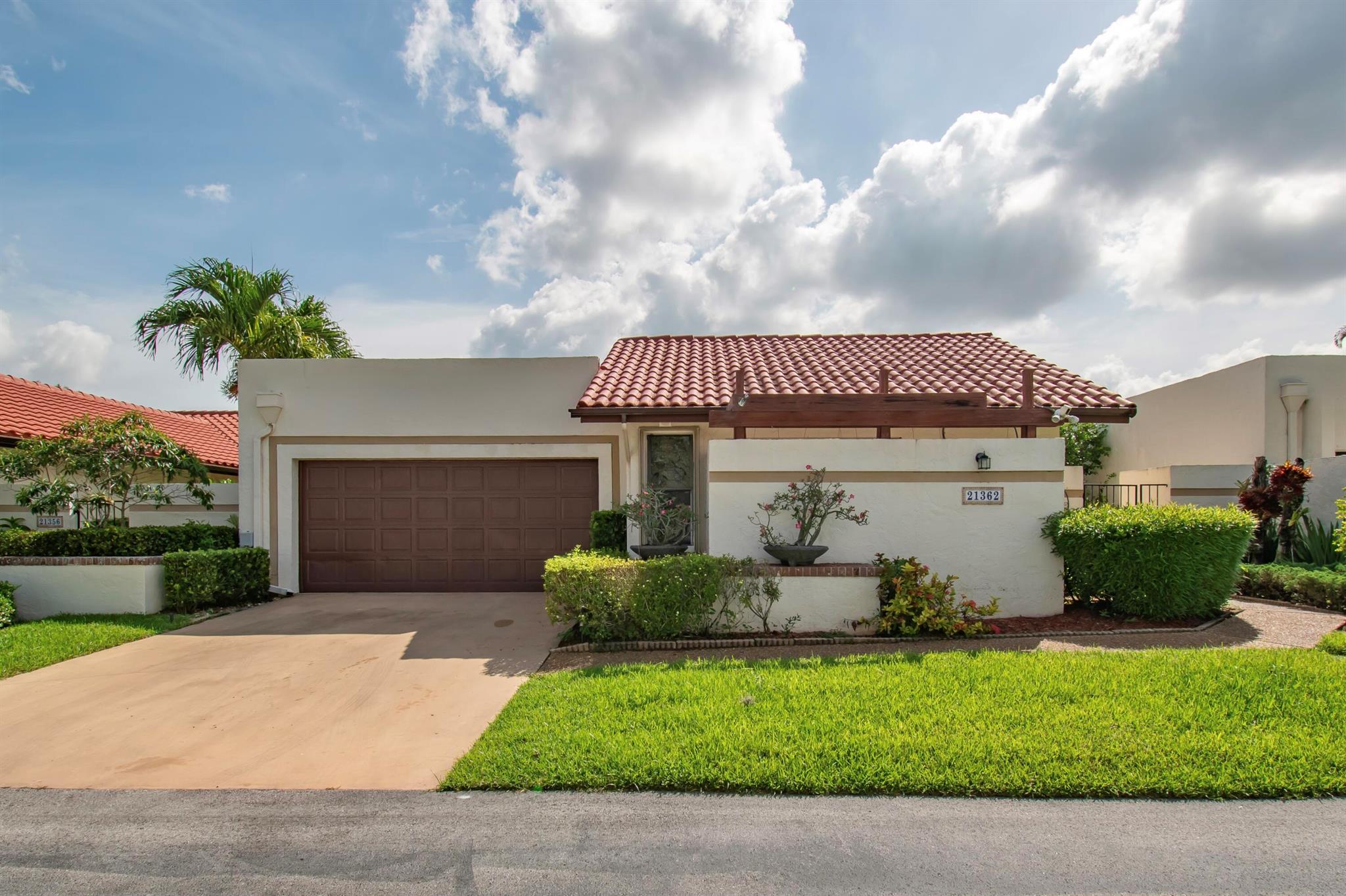 21362 Placida Ter