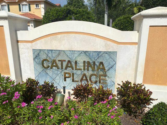 6606 Catalina Ln