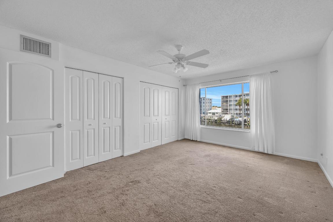 125 Shore #203b North Palm Beach, FL 33408