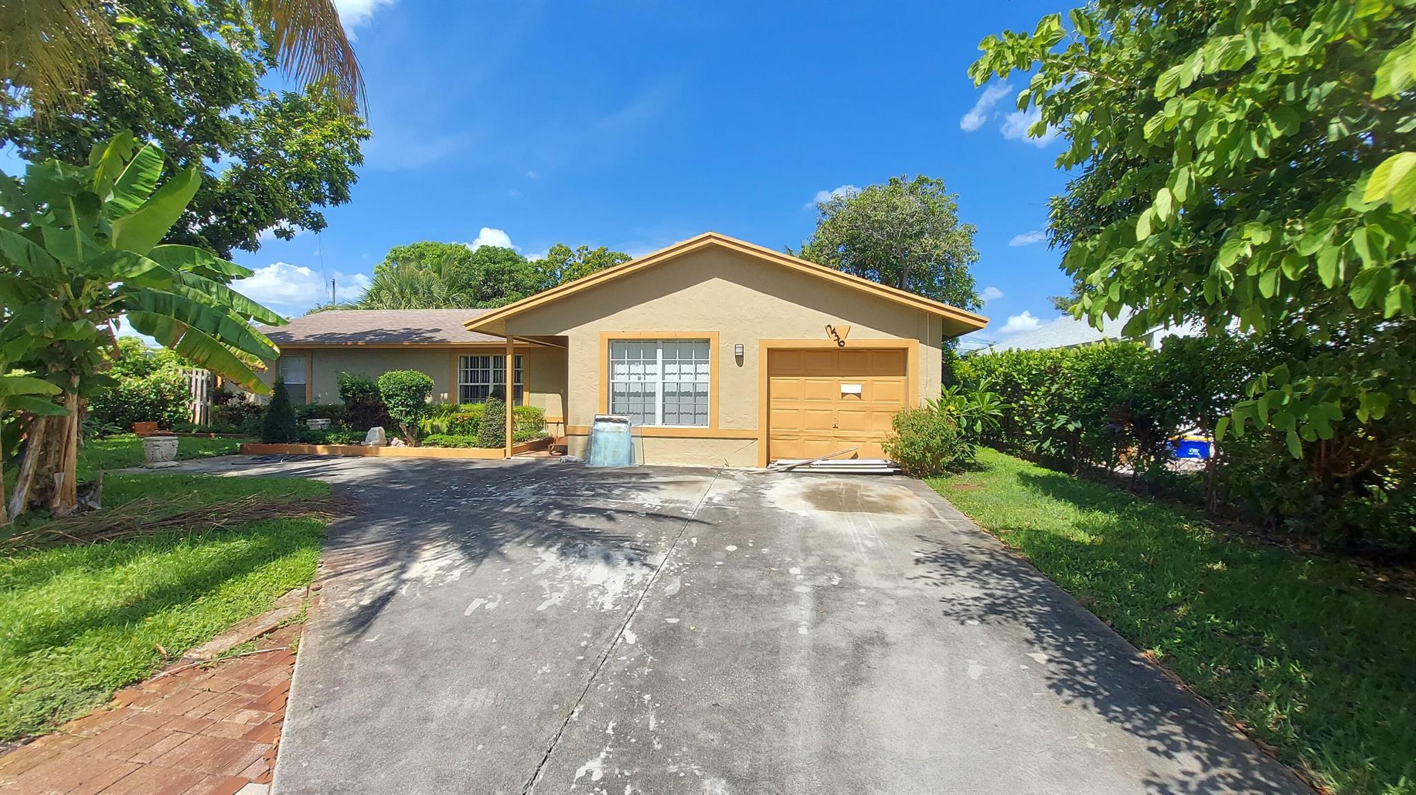 236 SE 3rd Ave