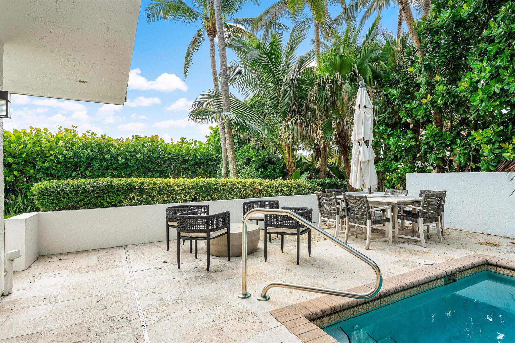 5910 Old Ocean Blvd Ocean Ridge, FL 33435