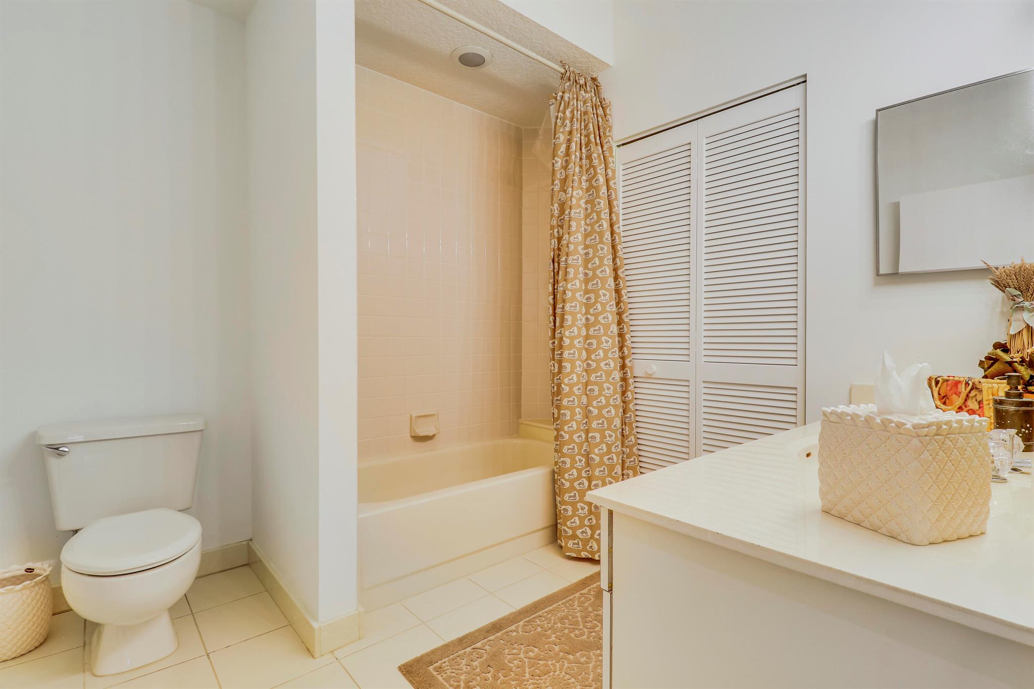 18951 Painted Leaf Ct Jupiter, FL 33458