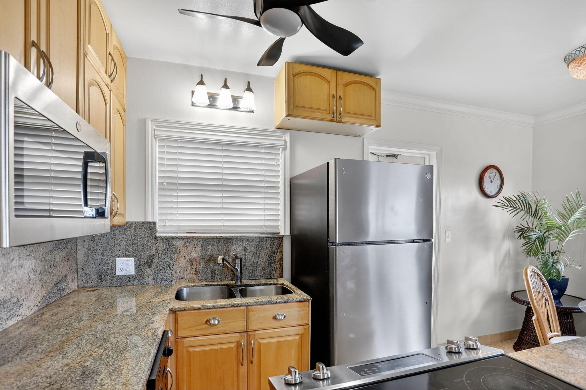 1225 Hillsboro Mile #B2 Hillsboro Beach, FL 33062