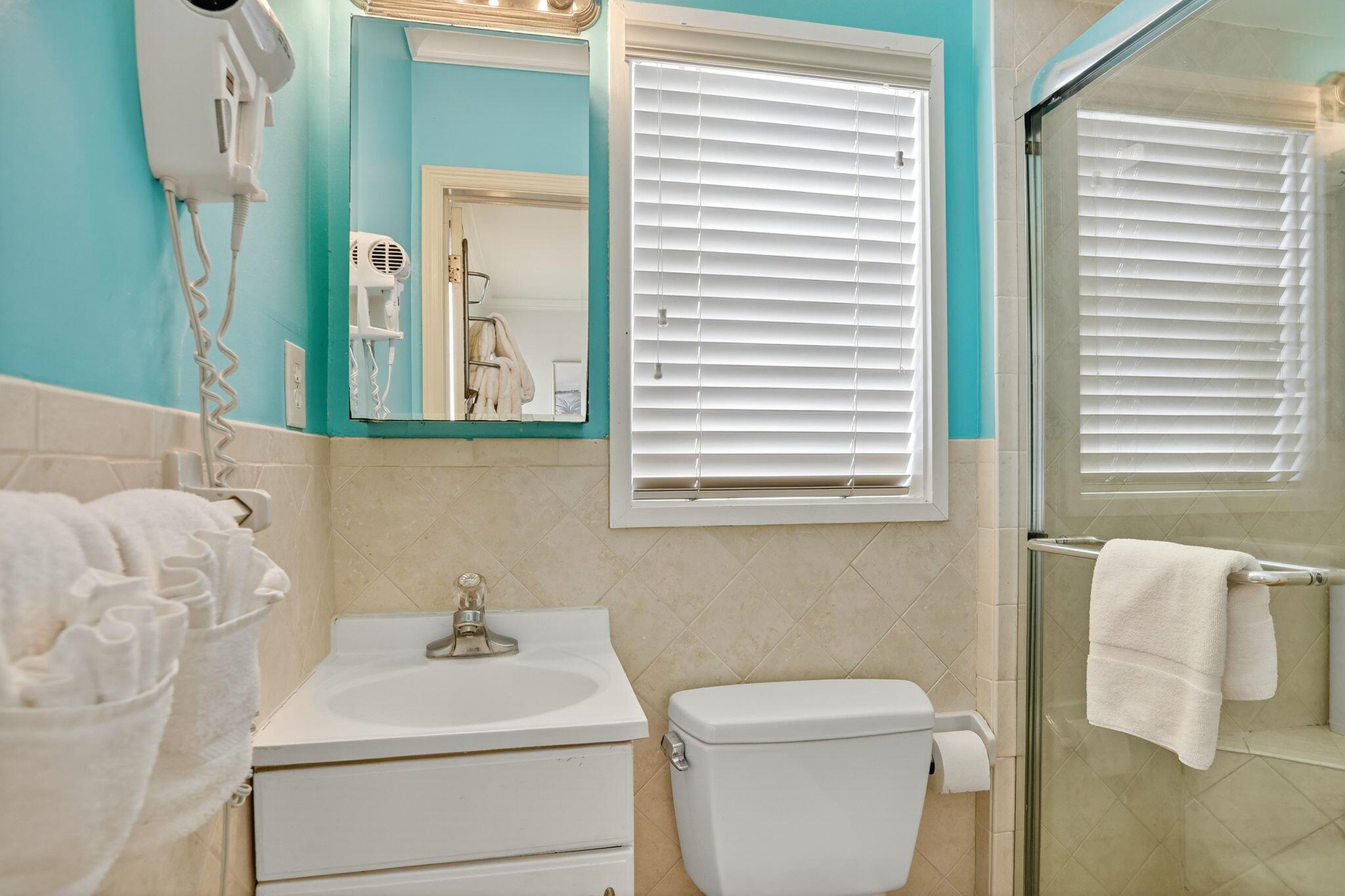 1225 Hillsboro Mile #B2 Hillsboro Beach, FL 33062