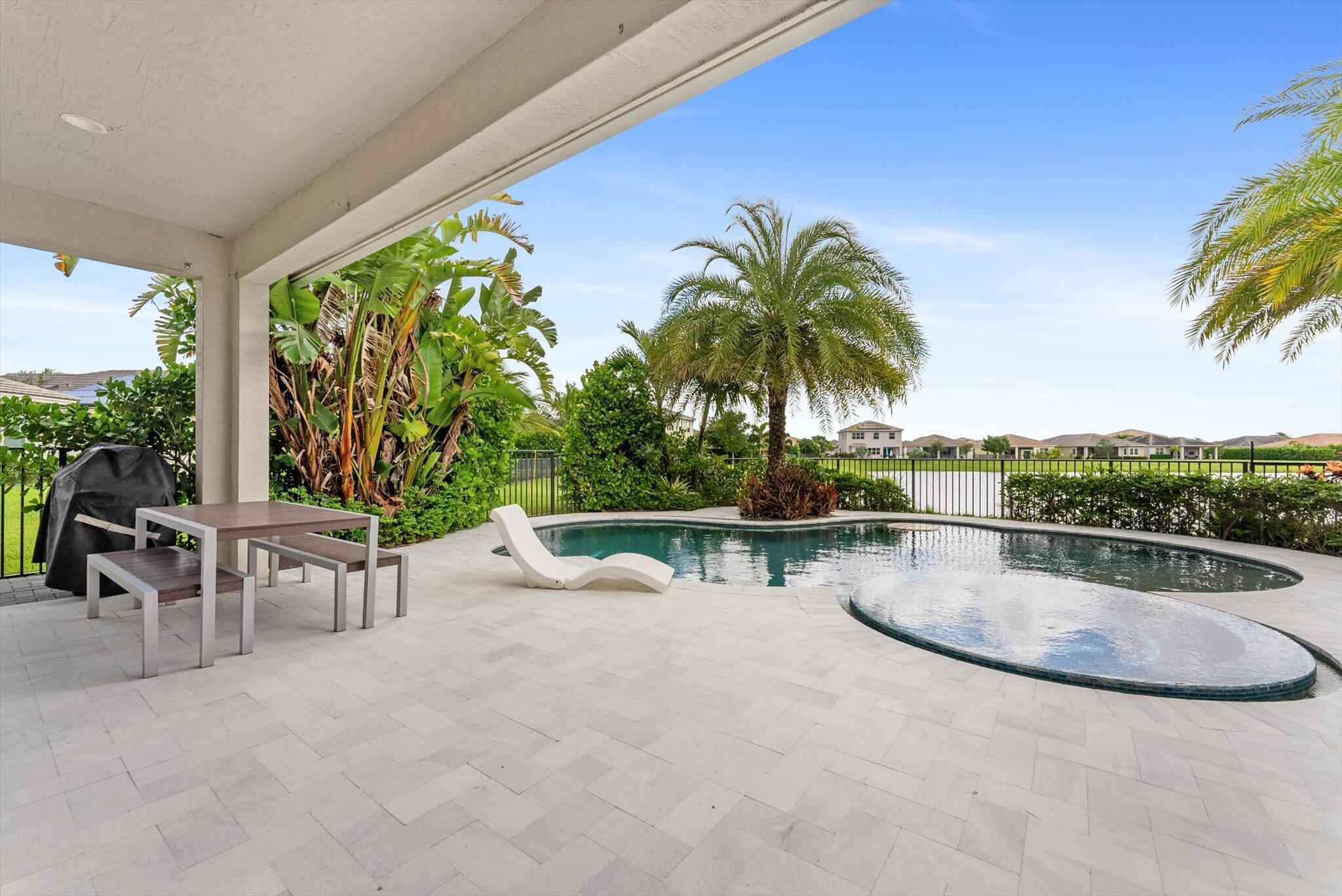 5934 Buttonbush Dr