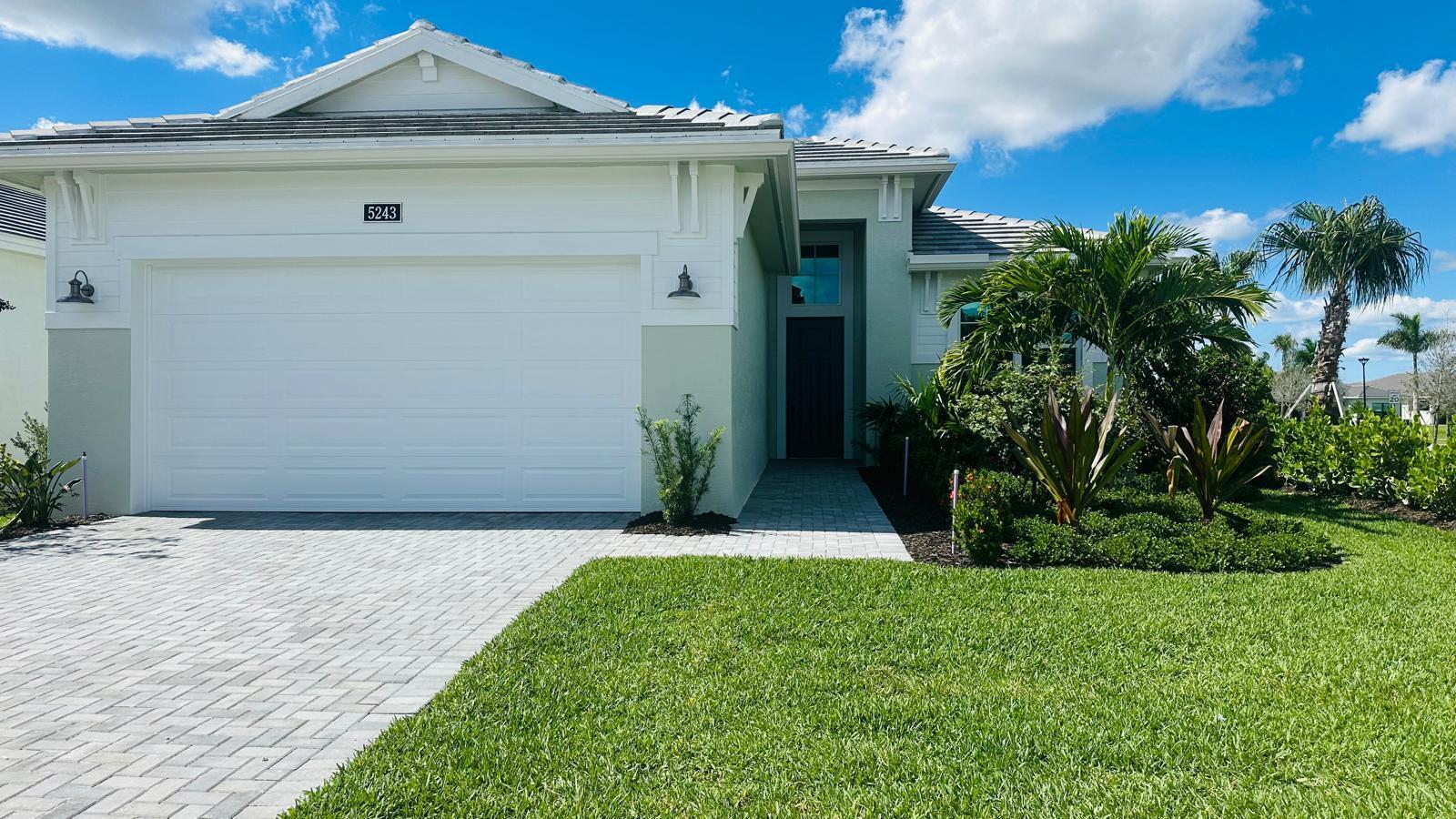 5243 Rivo Alto Cir