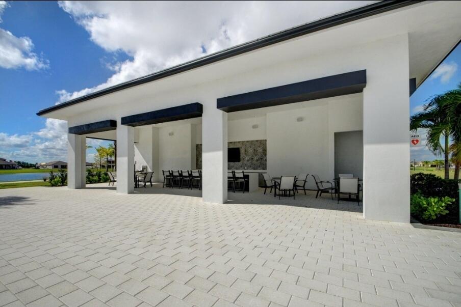 5243 Rivo Alto Westlake, FL 33470