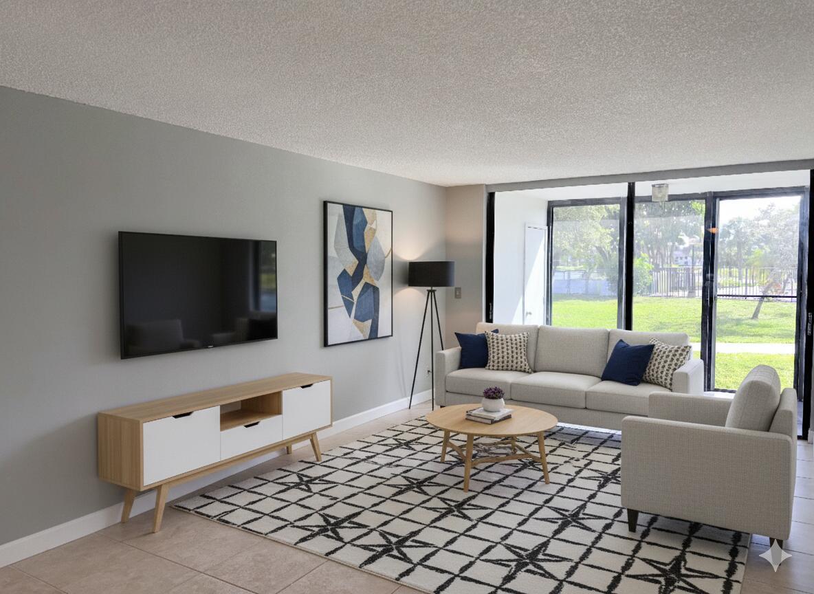 218 Lake Pointe Dr #108