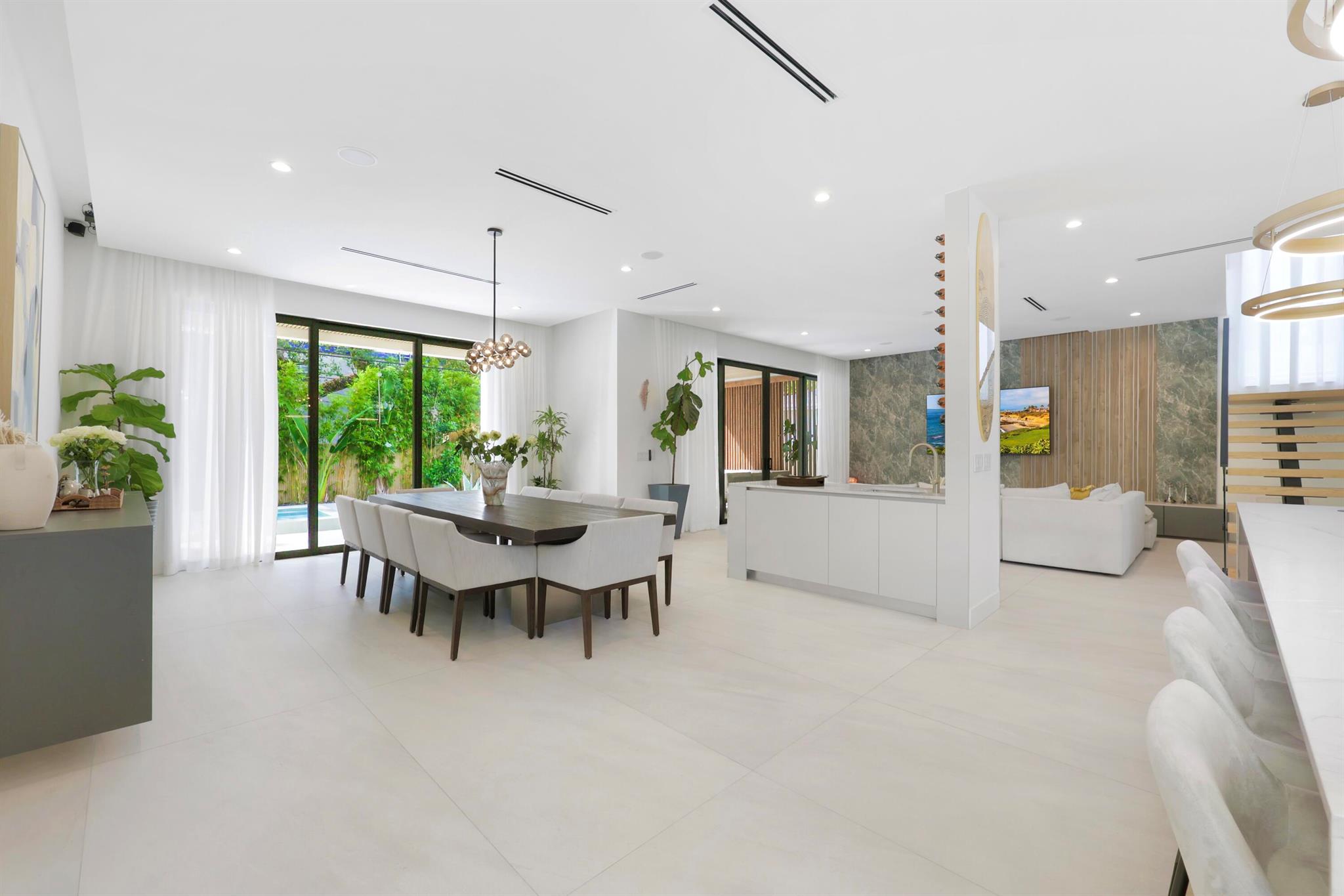 1504 NE 6th St Fort Lauderdale, FL 33304