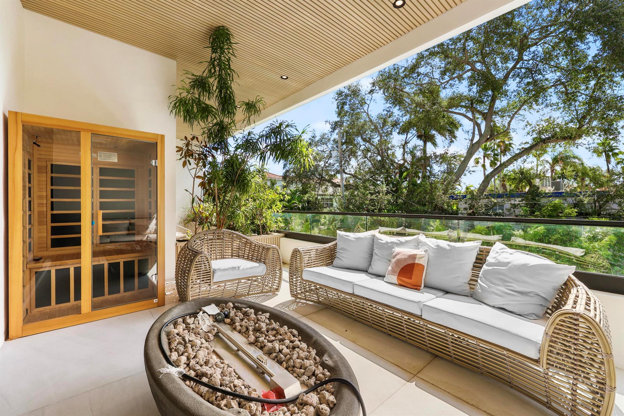 1504 NE 6th St Fort Lauderdale, FL 33304