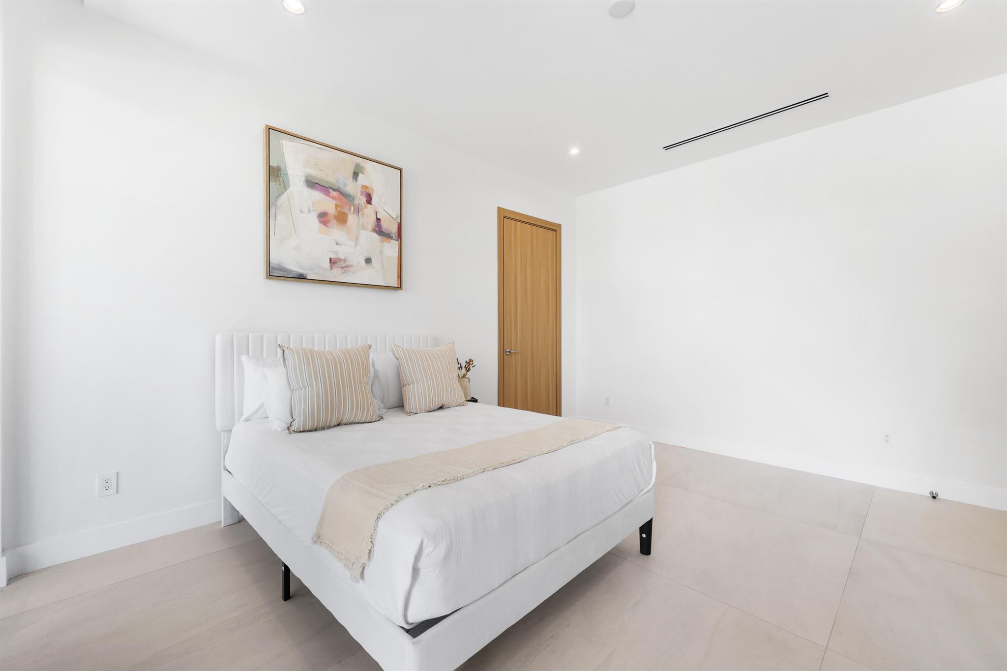 1504 NE 6th St Fort Lauderdale, FL 33304