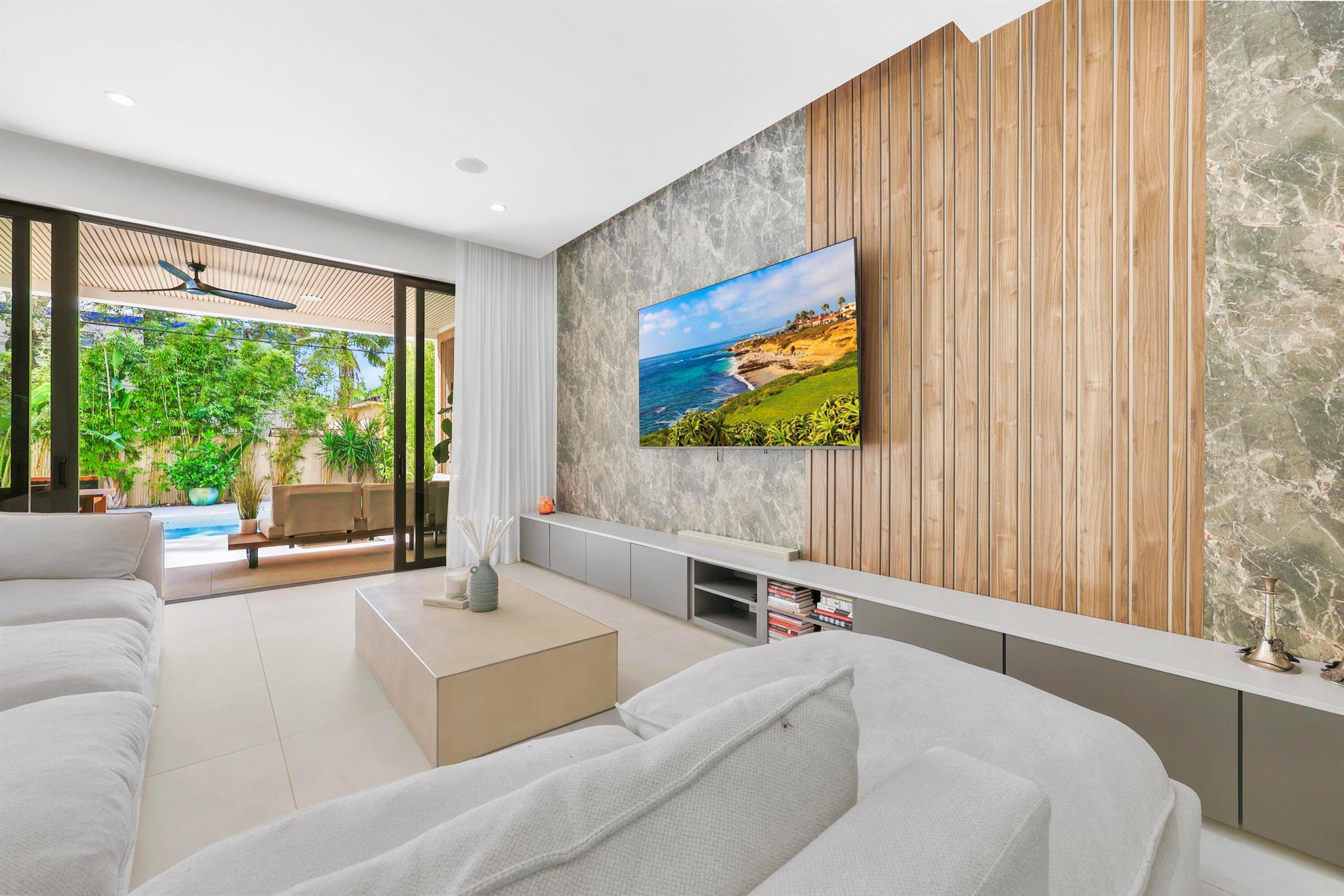 1504 NE 6th St Fort Lauderdale, FL 33304