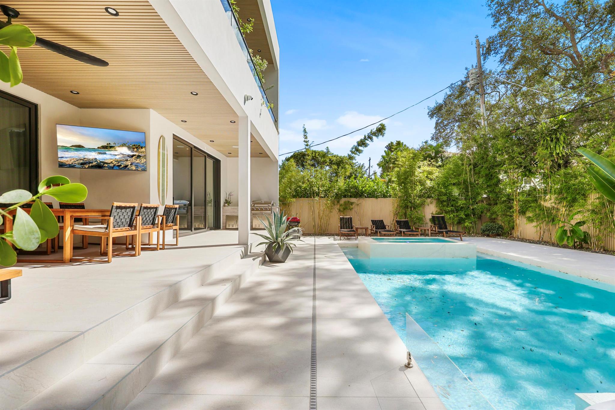 1504 NE 6th St Fort Lauderdale, FL 33304