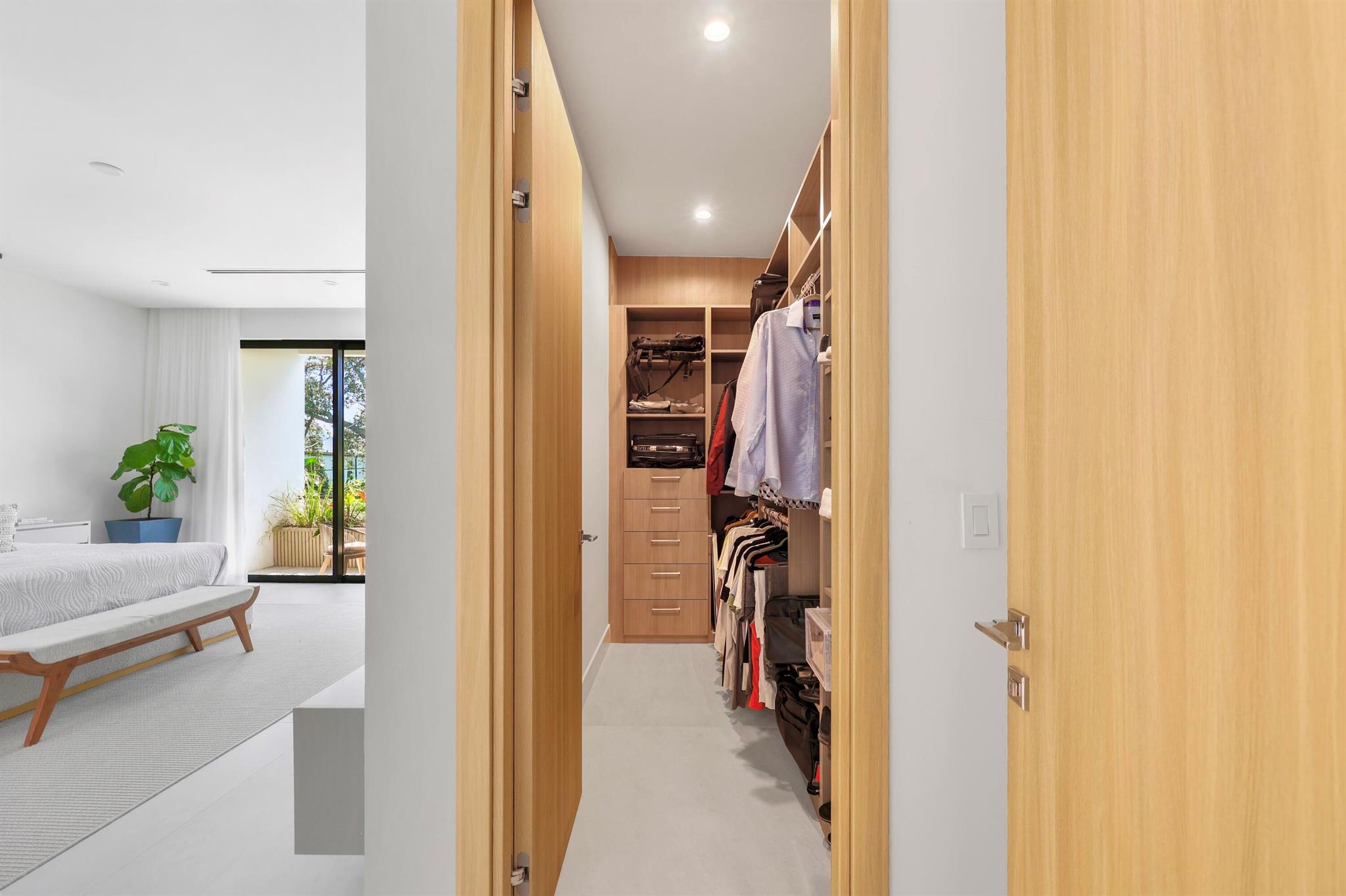 1504 NE 6th St Fort Lauderdale, FL 33304