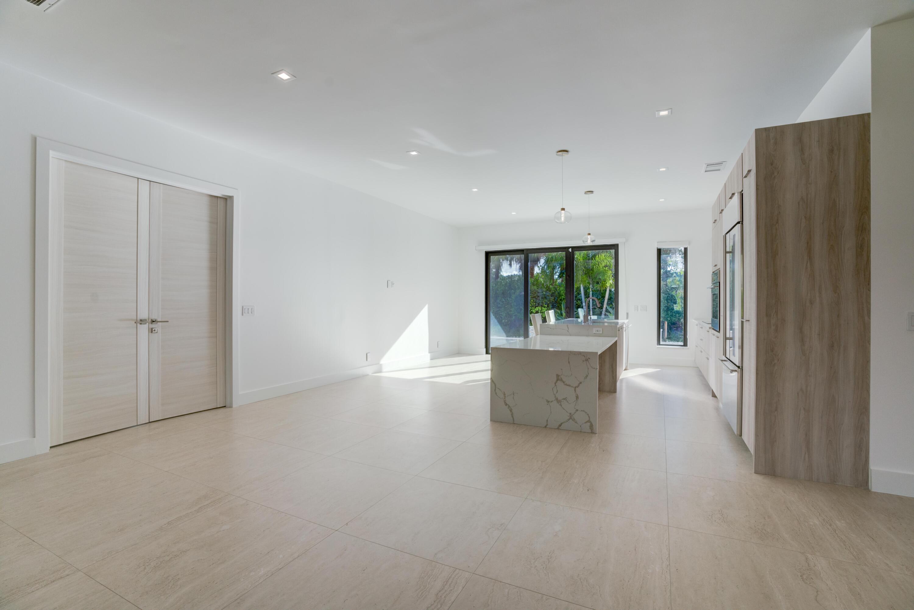 14036 N Miller Palm Beach Gardens, FL 33410