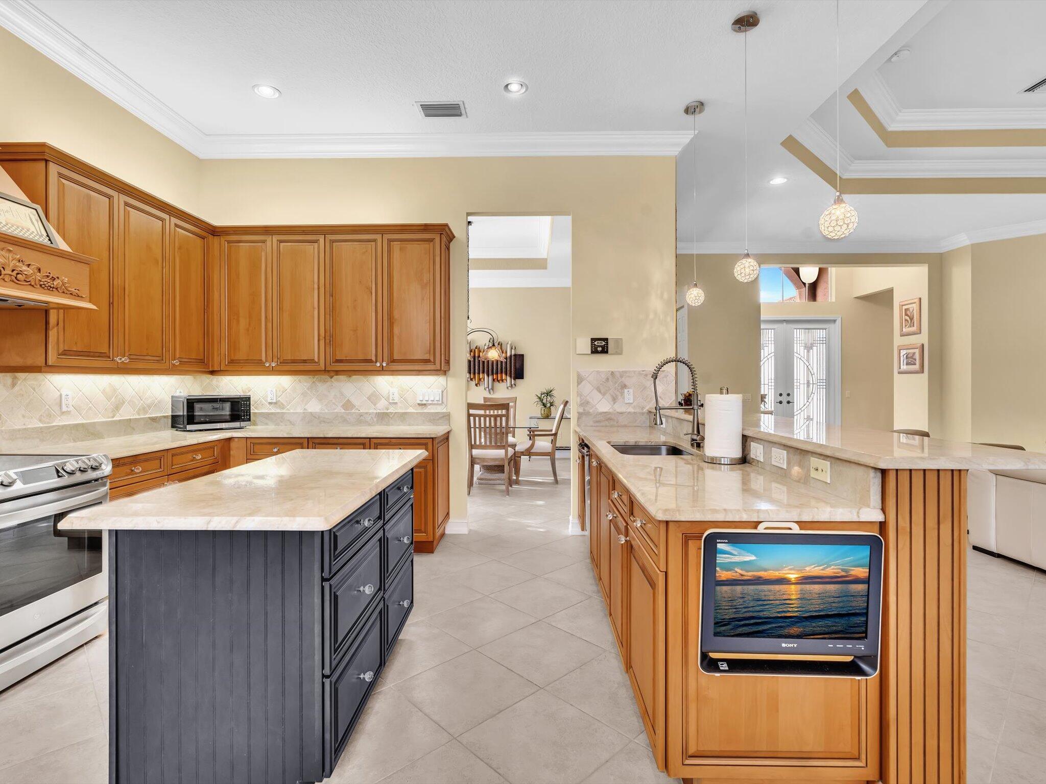 7191 Corning Cir Boynton Beach, FL 33437