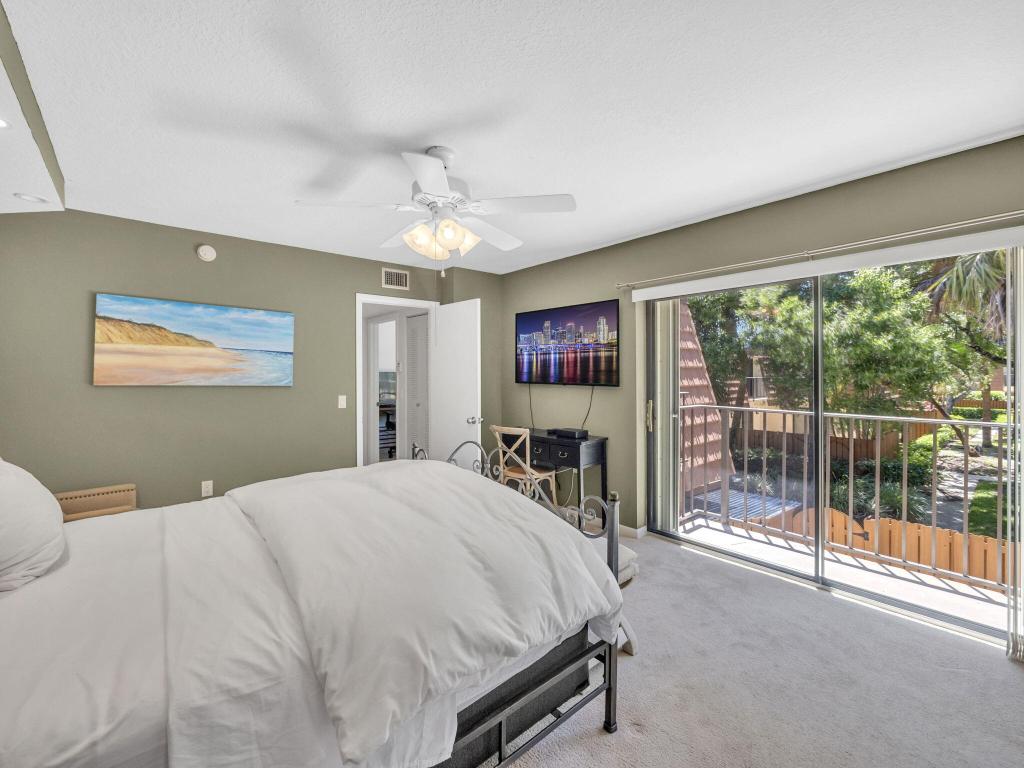 3038 30th Jupiter, FL 33477