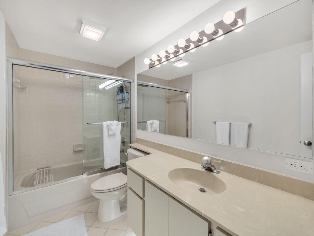 3038 30th Jupiter, FL 33477