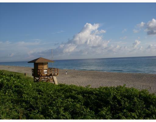 3038 30th Jupiter, FL 33477