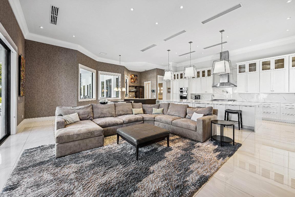 6773 Boniello Boca Raton, FL 33496