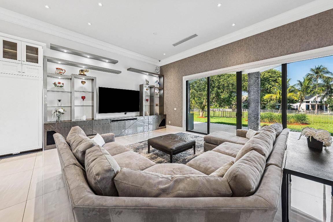 6773 Boniello Boca Raton, FL 33496