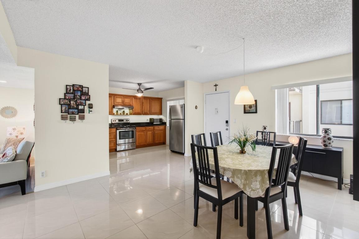 5130 Las Verdes #207 Delray Beach, FL 33484