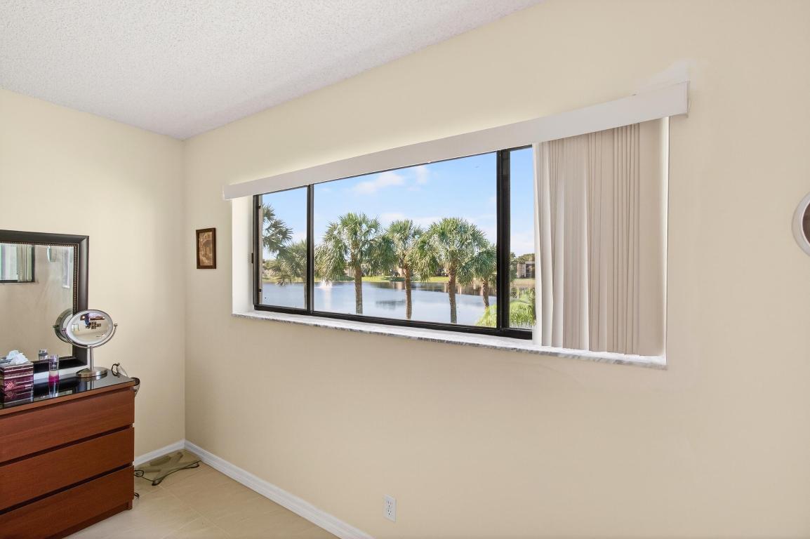 5130 Las Verdes #207 Delray Beach, FL 33484