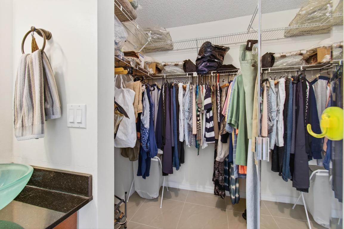 5130 Las Verdes #207 Delray Beach, FL 33484